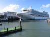 Le Sapphire Princess